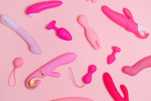 Как продлить срок службы секс-игрушки